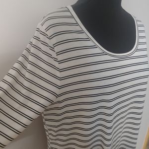LulaRoe Lynnae top
